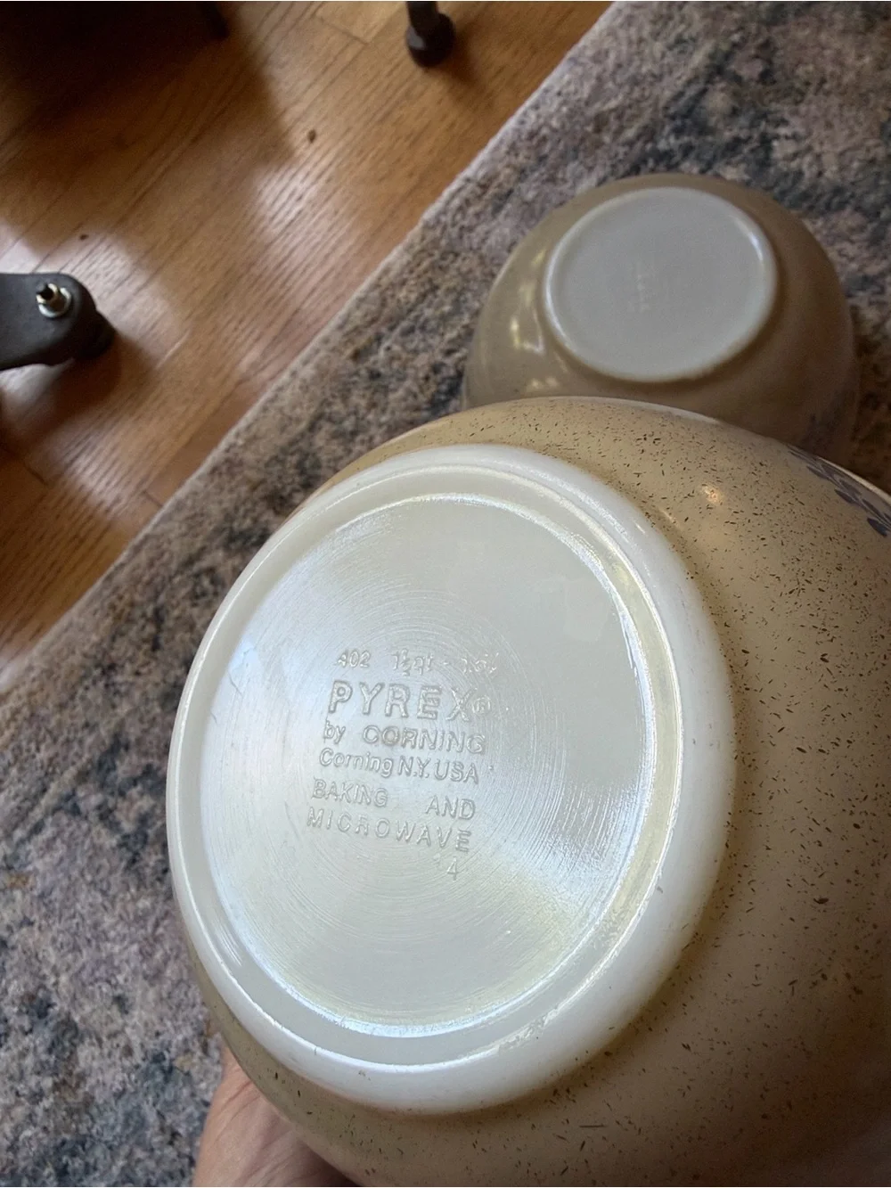 Vintage PYREX Homestead Nesting Mixing Bowls Speckled Tan